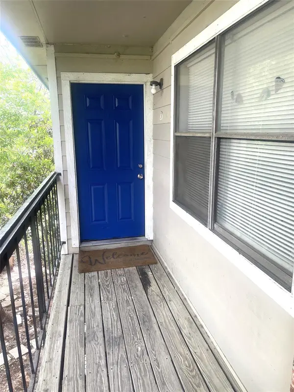 2005 West LOOP #D-1, Austin, TX 78758