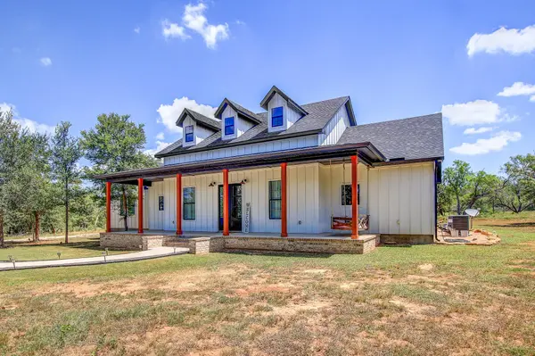 142 Anderson DR, Red Rock, TX 78662