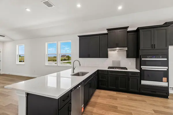367 Porter Country PKWY, Buda, TX 78610