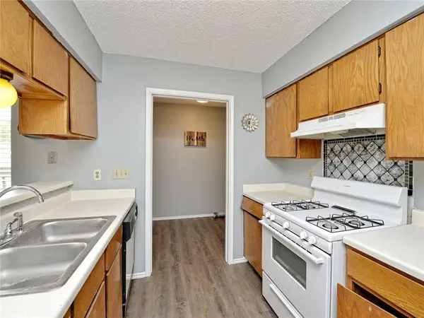 5809 Spring Meadow RD #B, Austin, TX 78744