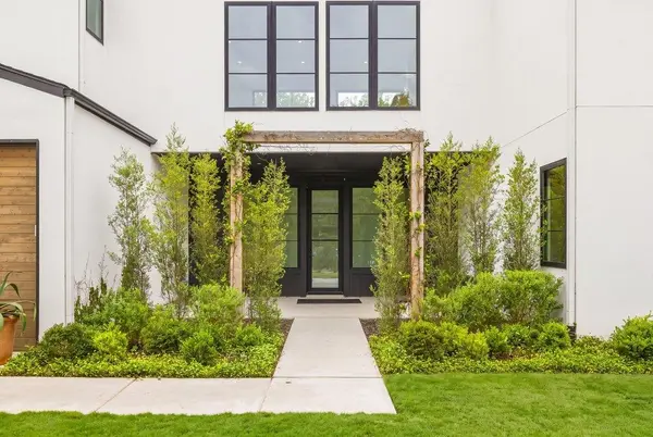 907 Karen Ave, Austin, TX 78757