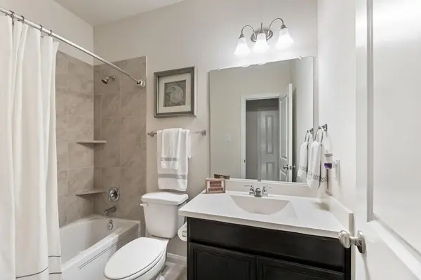 2233 Sauterne DR, Leander, TX 78641