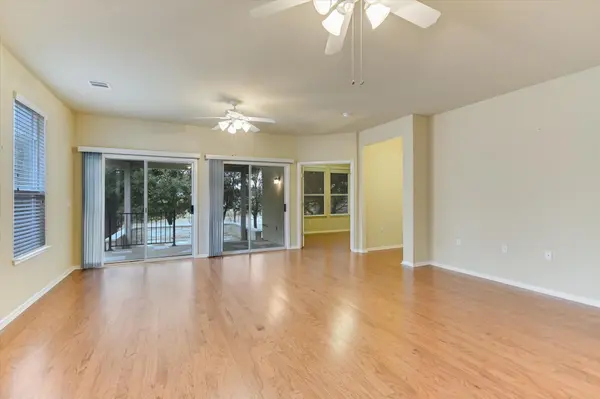 915 Apache Mountain LN, Georgetown, TX 78633