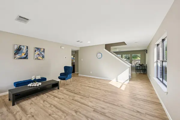 502 Woodford DR, Cedar Park, TX 78613