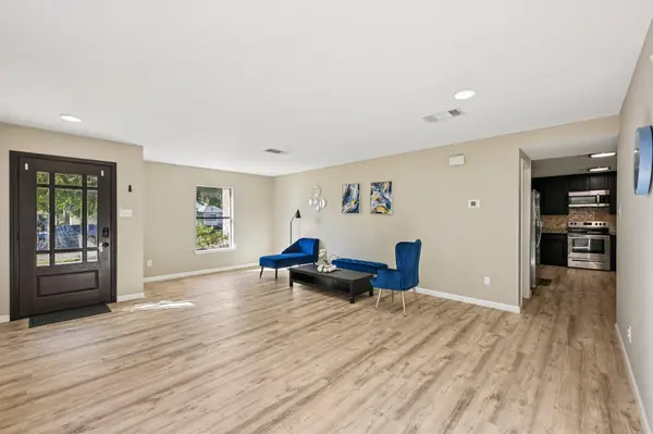 502 Woodford DR, Cedar Park, TX 78613