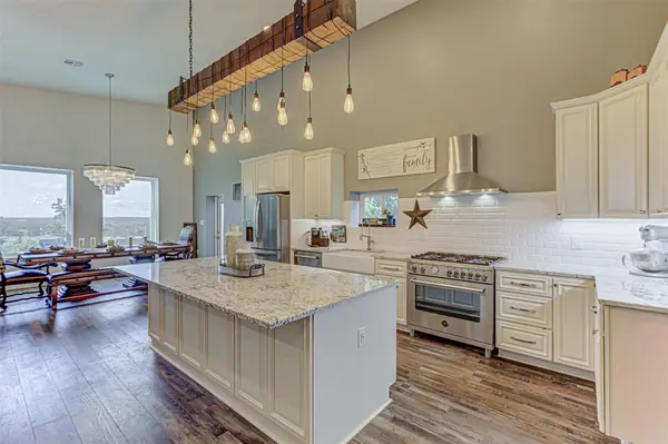 119 Miller Creek BLF, Briggs, TX 78608