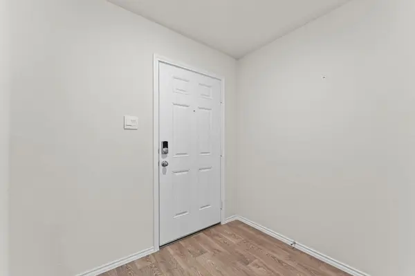304 Wild Goose DR, Luling, TX 78648