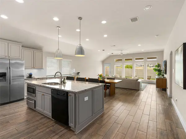 1186 Yaupon LOOP, New Braunfels, TX 78132