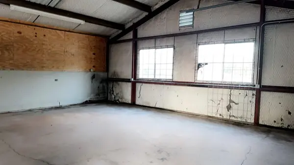 1706 N Main ST #Suite B, Taylor, TX 76574
