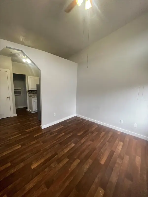 1108 W McCarty LN #A, San Marcos, TX 78666