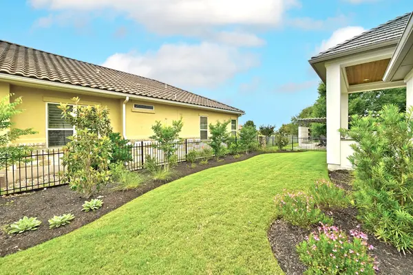 205 Indigo LN, Georgetown, TX 78628