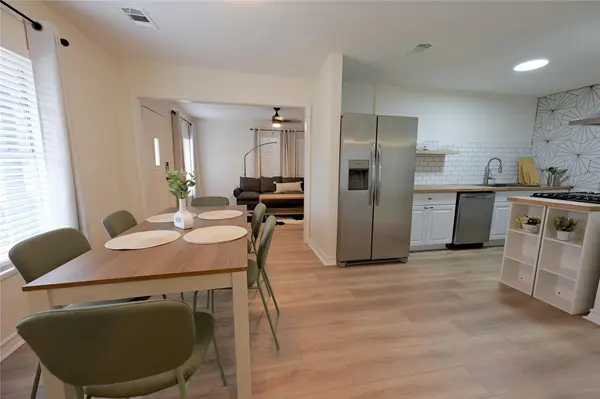 2311 S 3rd ST, Austin, TX 78704
