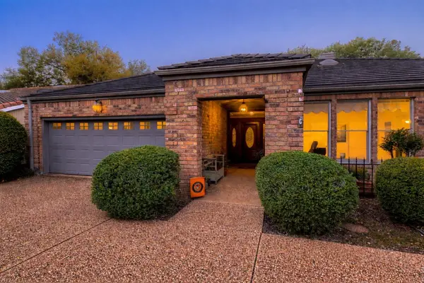 10904 Legends LN, Austin, TX 78747