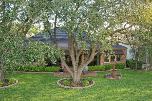 10904 Legends LN, Austin, TX 78747