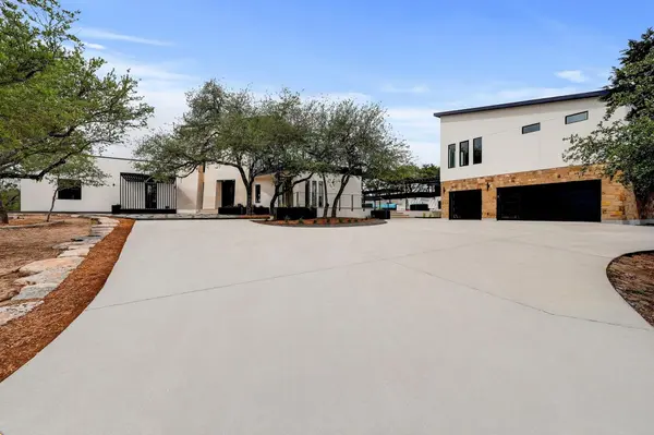 700 Rancho Grande DR, Wimberley, TX 78676