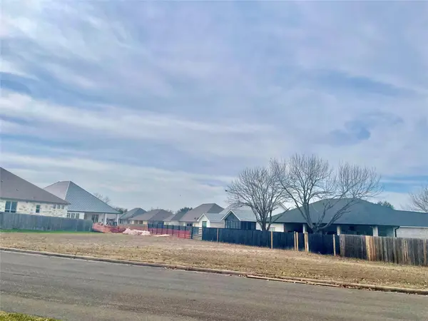 Lot 749-A Spyglass ST, Meadowlakes, TX 78654