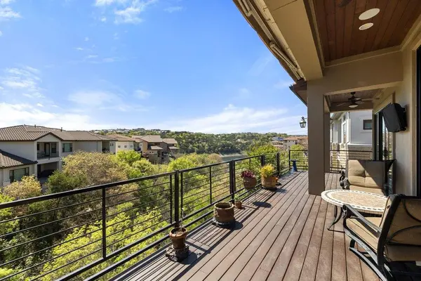212 Marina View WAY #11A, Lakeway, TX 78734
