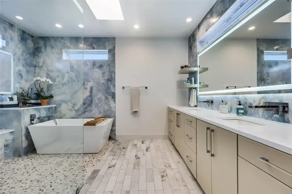 4600 Gillis ST, Austin, TX 78745
