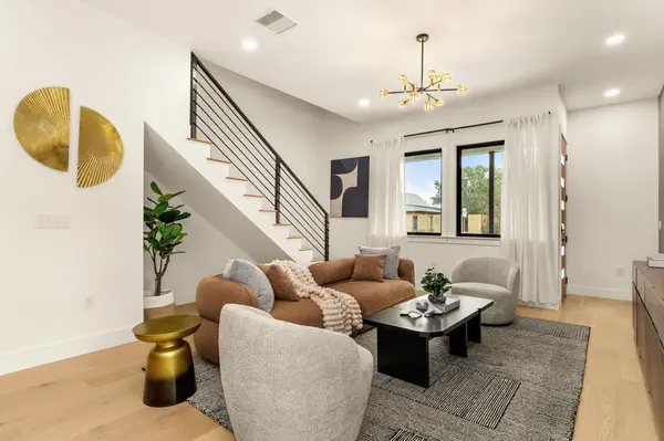 4418 Red River ST #1, Austin, TX 78751