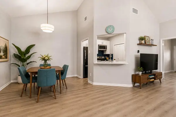 6501 Brush Country RD #137, Austin, TX 78749