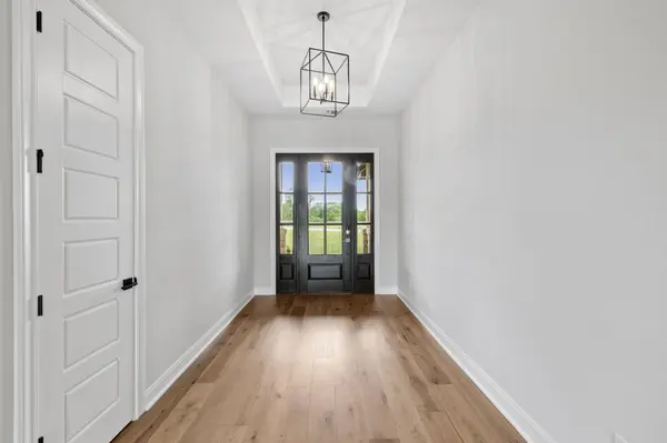 225 Spicewood Trails DR, Spicewood, TX 78669
