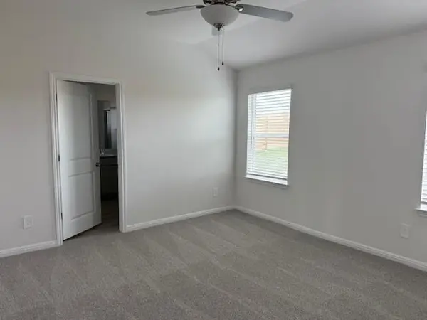 108 Hayburner RD, Burnet, TX 78611