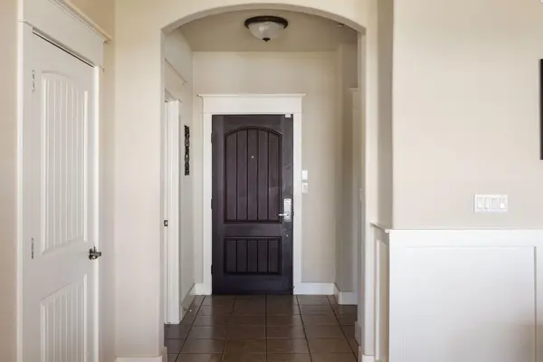 6712 Lantern View DR #302, Jonestown, TX 78645