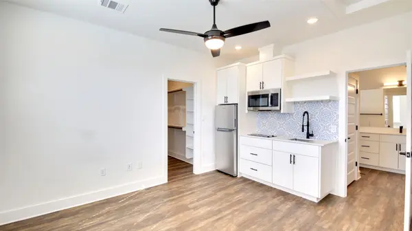 7601 Carver Ave ##1B, Austin, TX 78752