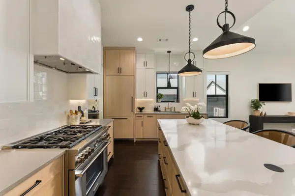 212 Fletcher ST, Austin, TX 78704