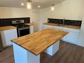 15430 STROUP CIR #2, Austin, TX 78734