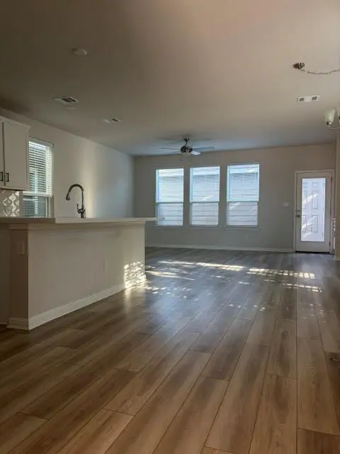 1653 Coral Sunrise TRL, Leander, TX 78641