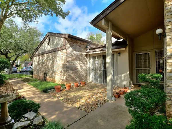 7919 Ridgeline DR N, Austin, TX 78731