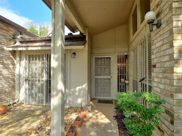 7919 Ridgeline DR N, Austin, TX 78731