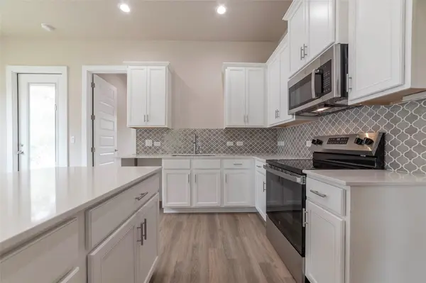 625 Birch LN, Cottonwood Shores, TX 78657