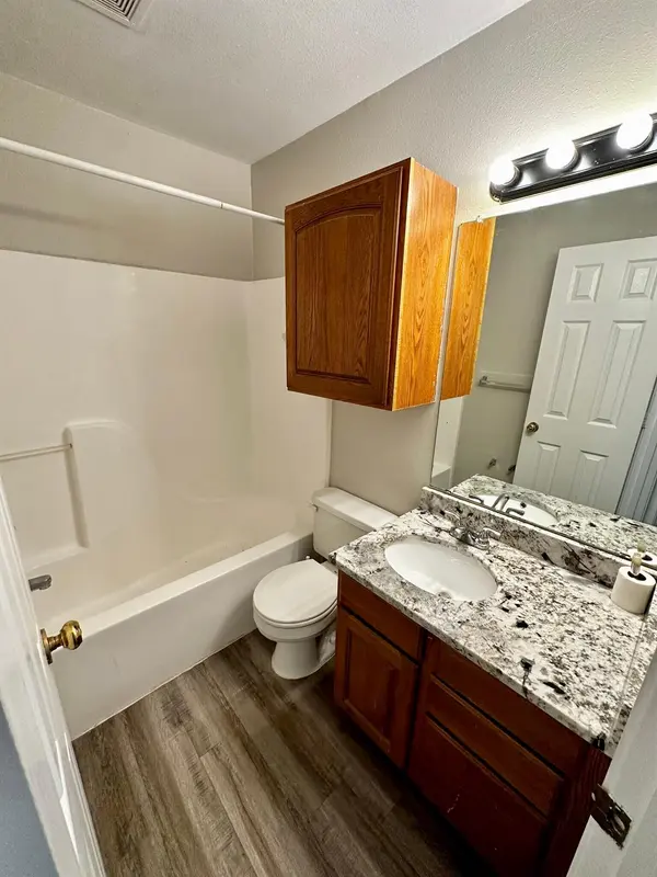 1902 S 8th ST, Waco, TX 76706