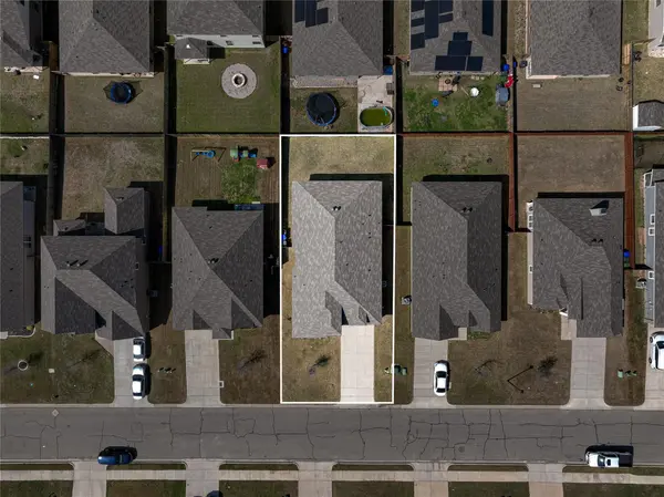 3205 Zabel DR, Lorena, TX 76655