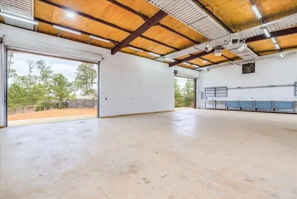 126 Pinedale DR, Bastrop, TX 78602