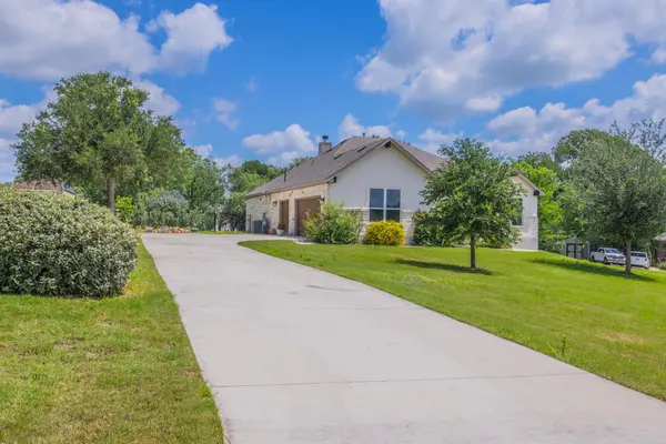 180 Pecos ST, Cedar Creek, TX 78612