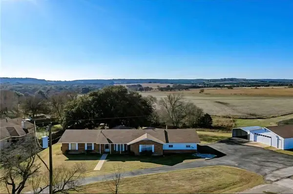 104 County Road 108, Burnet, TX 78611