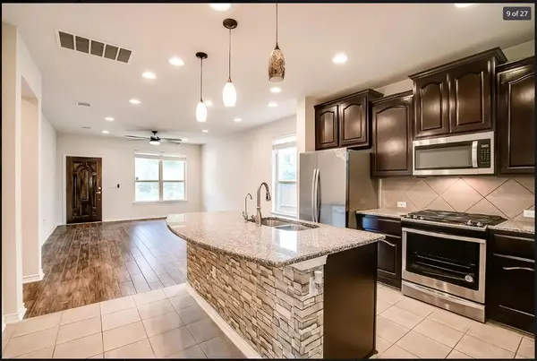 14215 McCoy LOOP, Austin, TX 78717