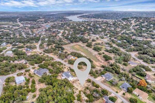 312 Alloway DR, Spicewood, TX 78669