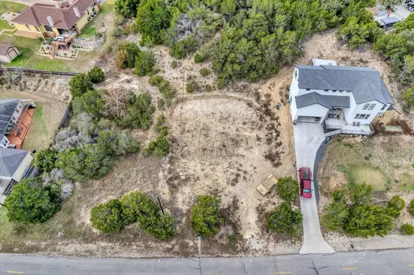 312 Alloway DR, Spicewood, TX 78669
