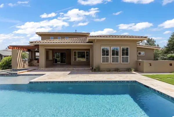 216 Cimarron Hills TRL E, Georgetown, TX 78628