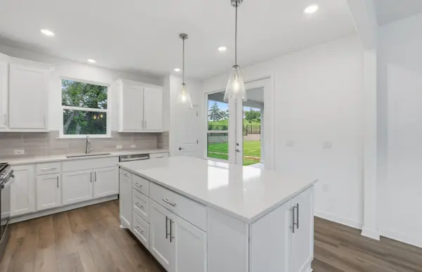 1002 Martingale ST, Georgetown, TX 78633