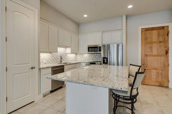 104 Bella Toscana Ave #2106, Lakeway, TX 78734