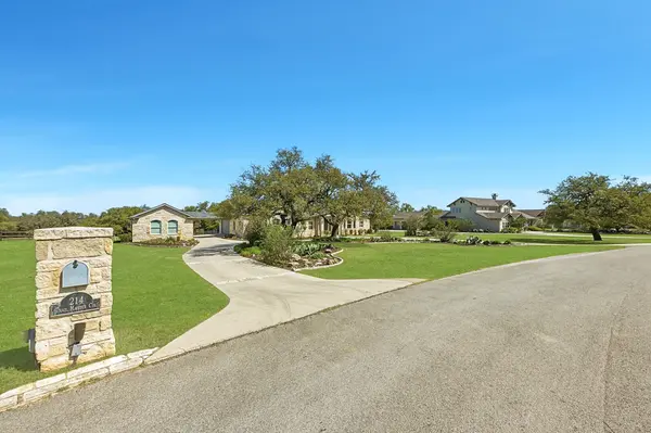 214 Trailmaster CIR, Driftwood, TX 78619