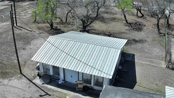 1111 E Avenue D Ave, Kingsville, TX 78363