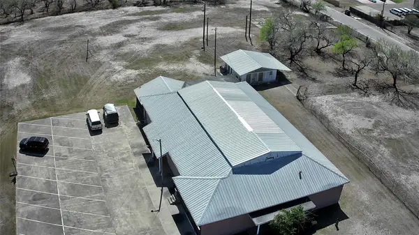 1111 E Avenue D Ave, Kingsville, TX 78363