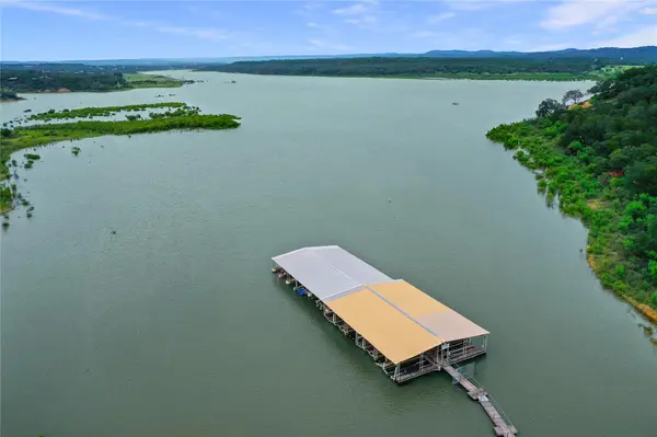 106 Center Cove II LOOP, Spicewood, TX 78669