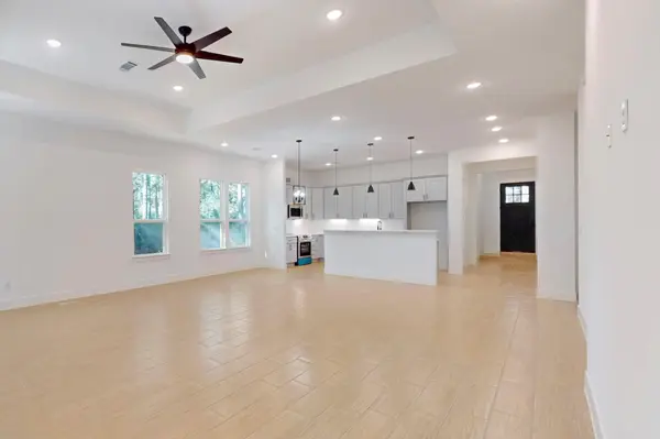 117 Keaau CT W, Bastrop, TX 78602